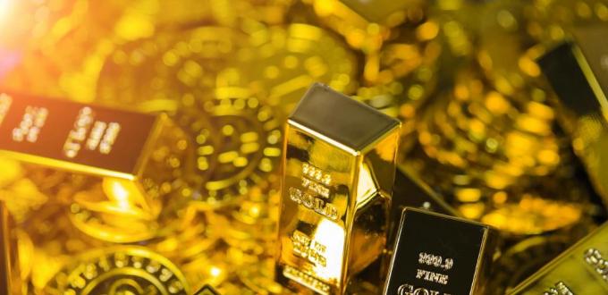 ئالتۇننىڭ باھاسى چۈشۈپ، ئېلاستىكلىقى نامايان بولدى